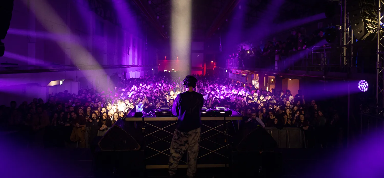"Binario" venue