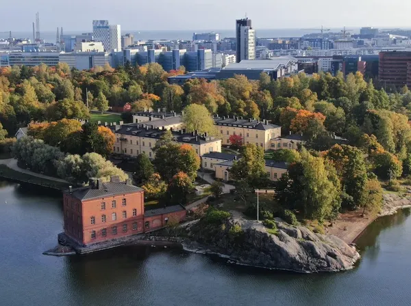 Lapinlahden Lähde and the historical Lapinlahti hospital park from air