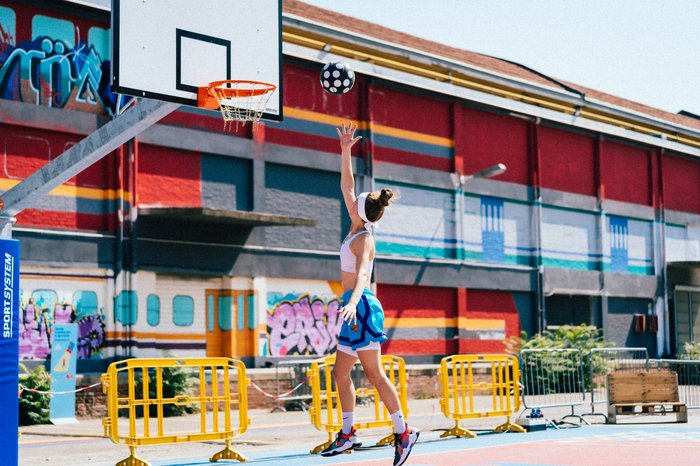 DumBO's outdoor community basketball court